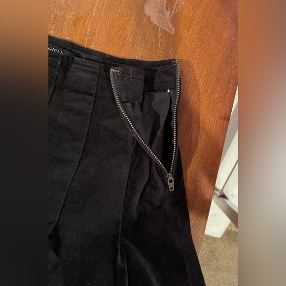 Women’s Black Mini Skirt. Clean and in Good Condition. Size Small. $7 - Picture 2 of 5